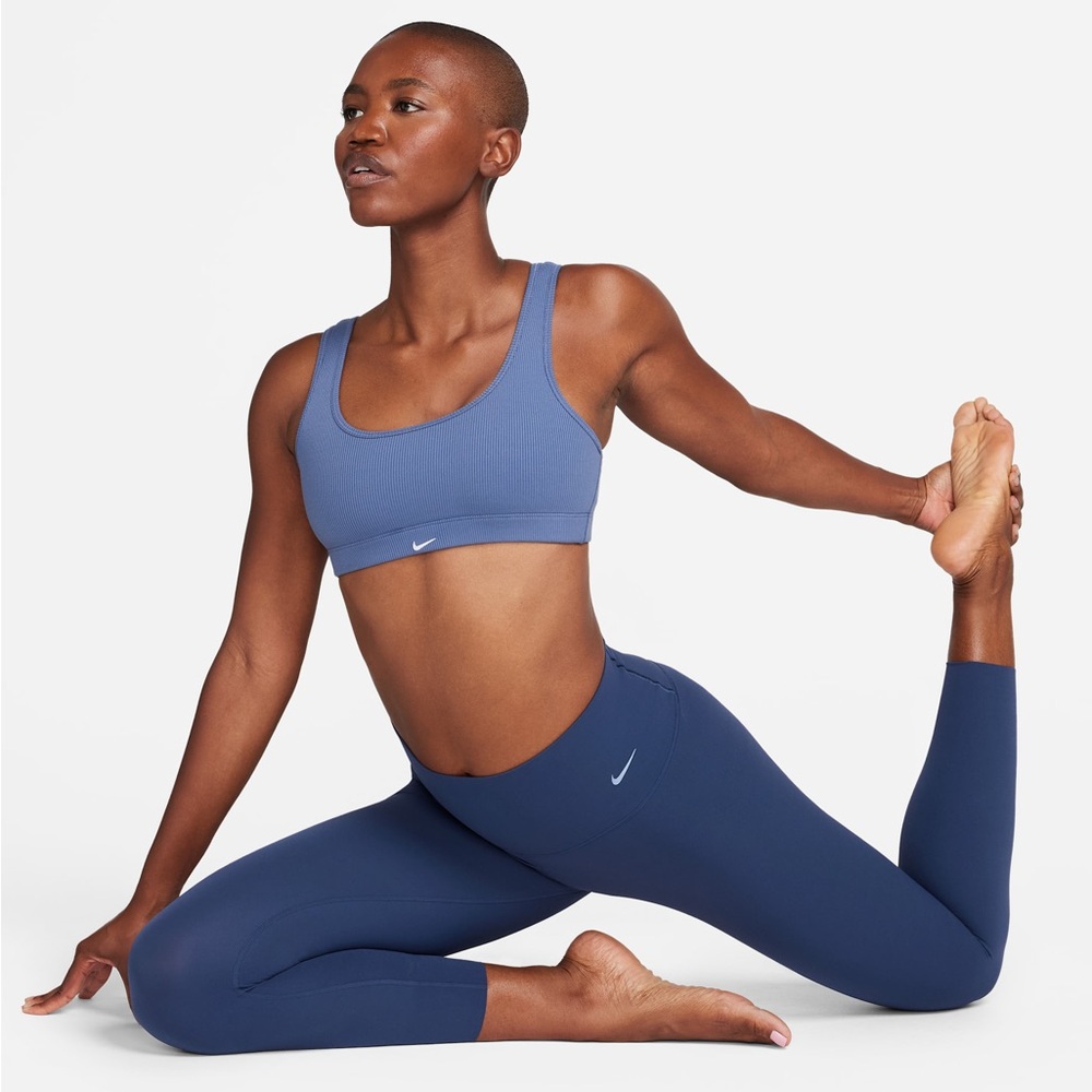 NWT Nike Women's Zenvy High Waisted Leggings, Medium